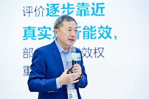 AI智啟建筑新生！美的樓宇科技閃耀2025中國國際制冷展