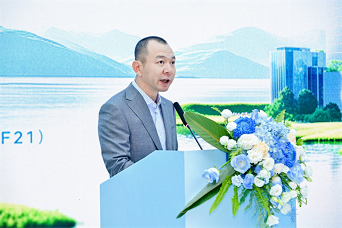 AI智啟建筑新生！美的樓宇科技閃耀2025中國國際制冷展
